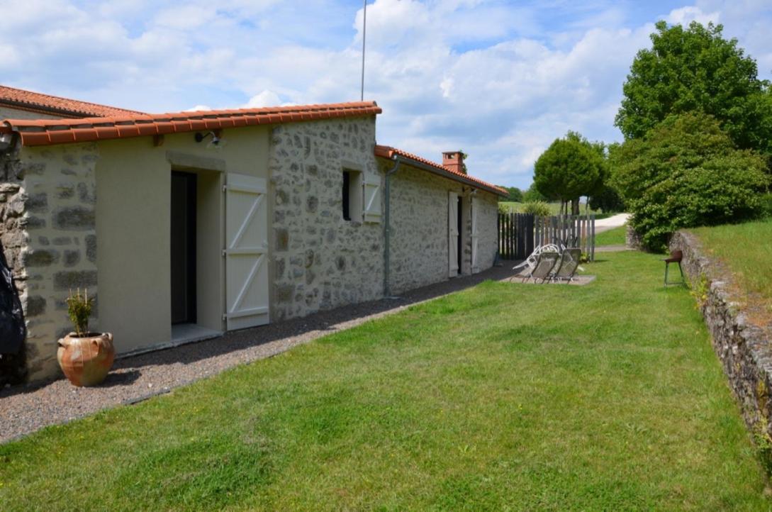 Вілла La Remise 4 Etoiles Saint-Hilaire-de-Mortagne Екстер'єр фото